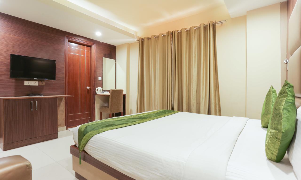 Balsons International Hotel New Delhi Luaran gambar